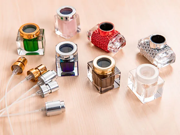 YiZhou Packaging - manufacturing accessories for bottles and jars
